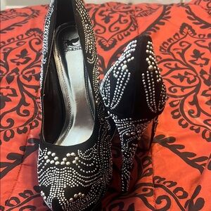 Shiekh Black and White Women's Heels